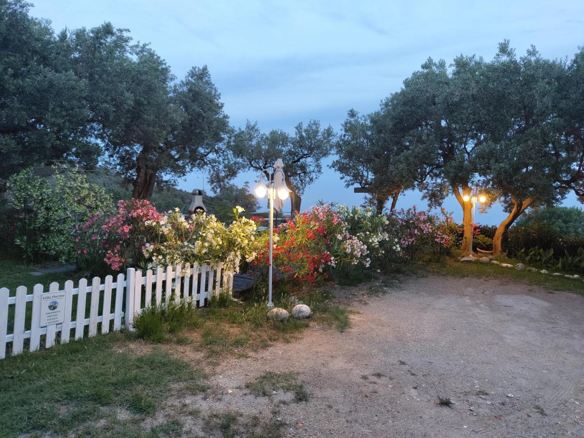 Villa Pierina Finale Ligure Buitenkant foto